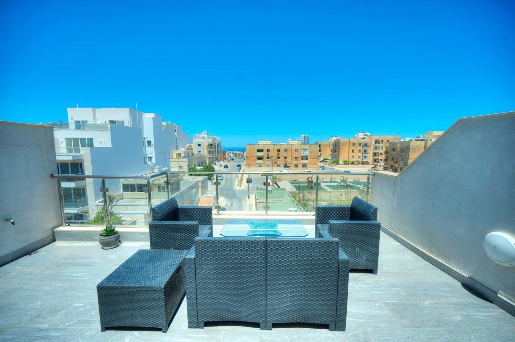 Luxurious Penthouse With 2 Large Terraces Dger1-1 Apartman San Ġiljan Kültér fotó